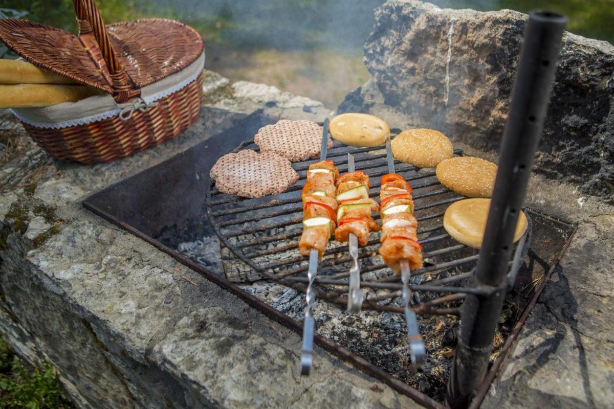Valkla Puhkekeskuse Saunamaja Kuusalu Esterno foto