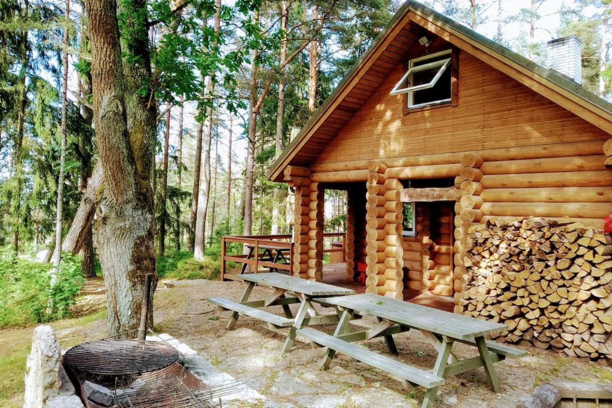 Valkla Puhkekeskuse Saunamaja Kuusalu Esterno foto