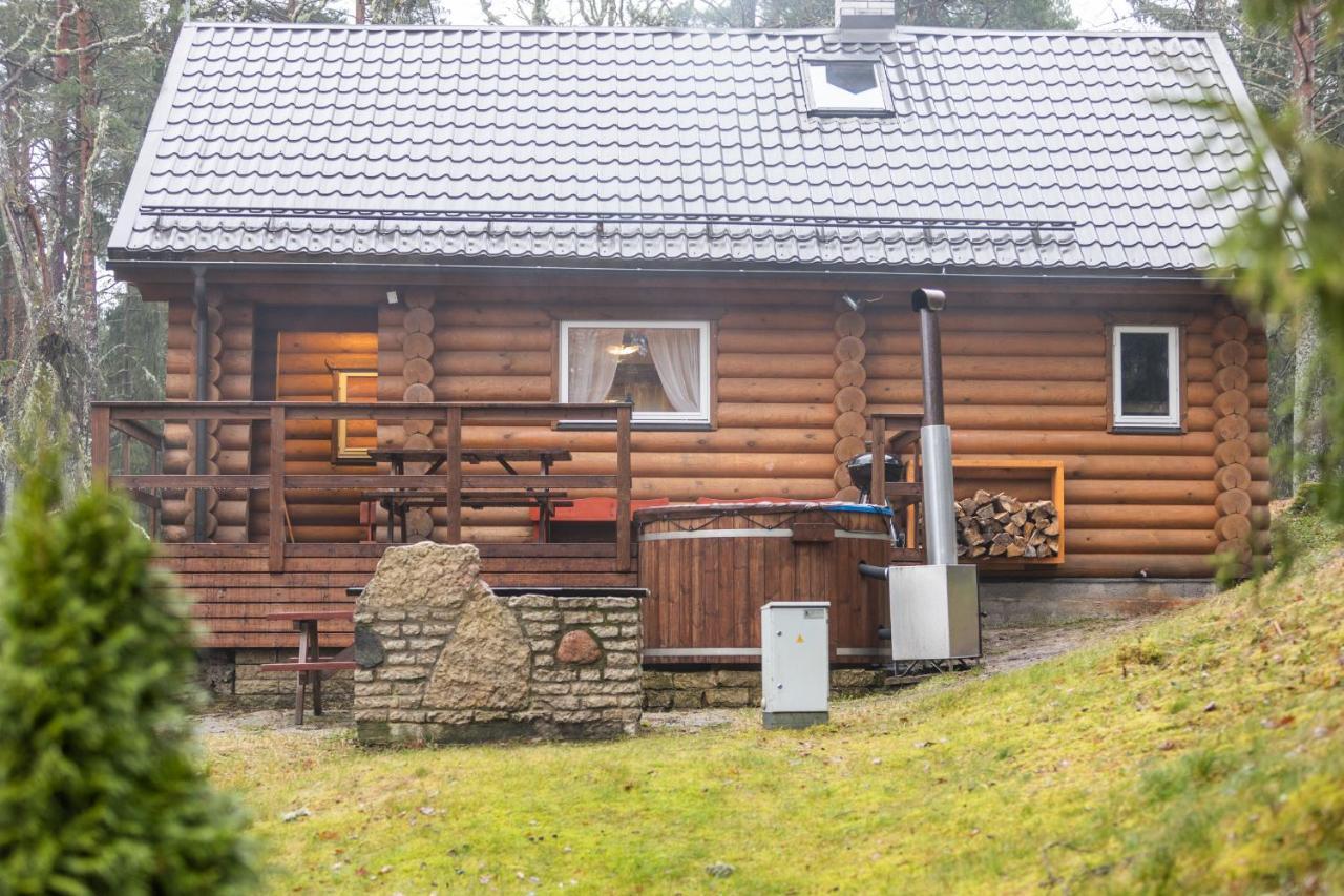 Valkla Puhkekeskuse Saunamaja Kuusalu Esterno foto