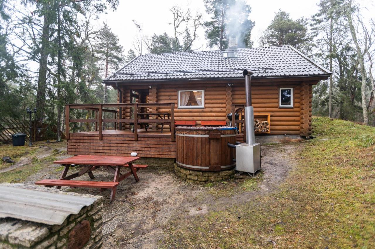 Valkla Puhkekeskuse Saunamaja Kuusalu Esterno foto